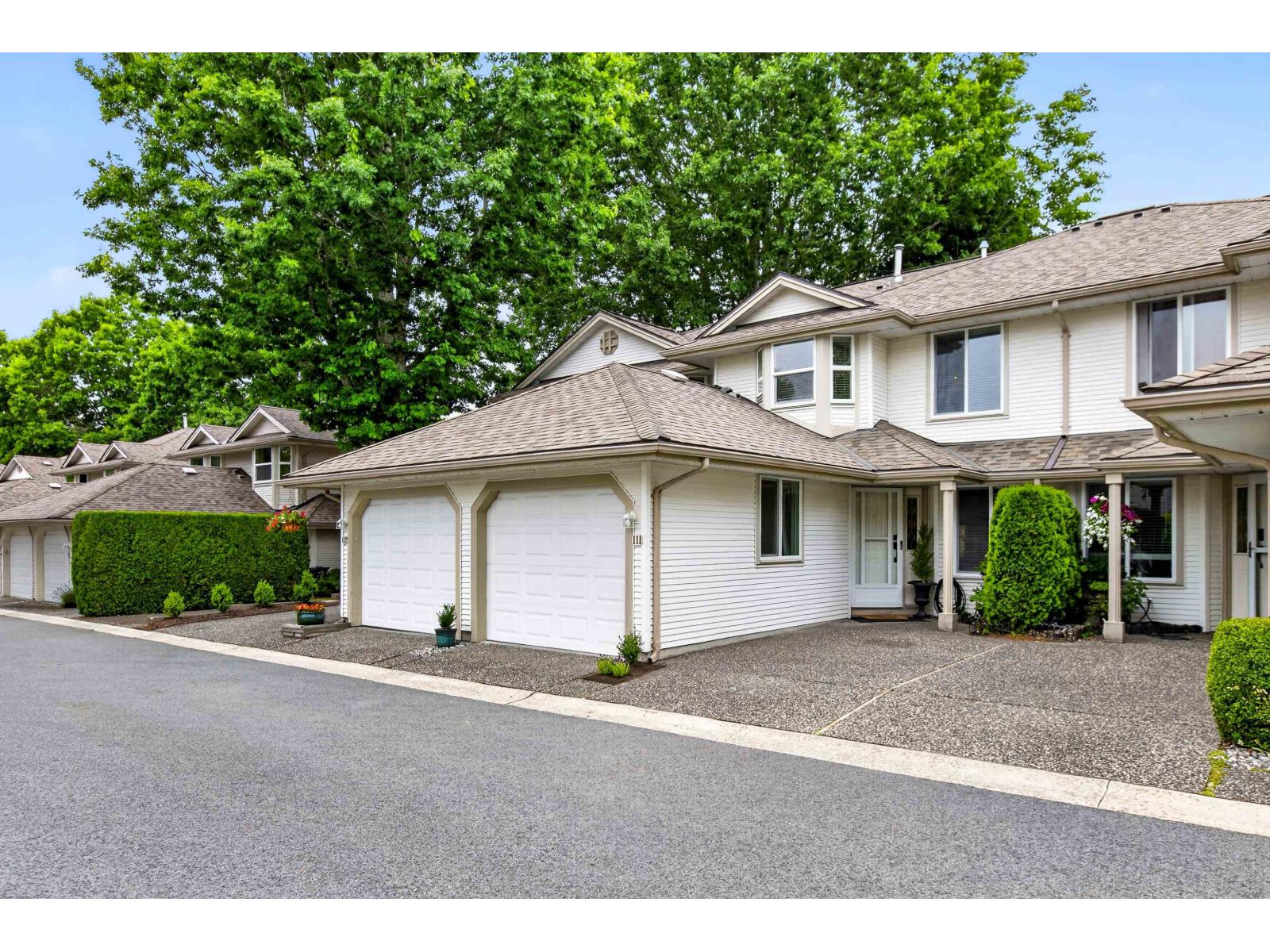 111 9045 WALNUT GROVE DRIVE