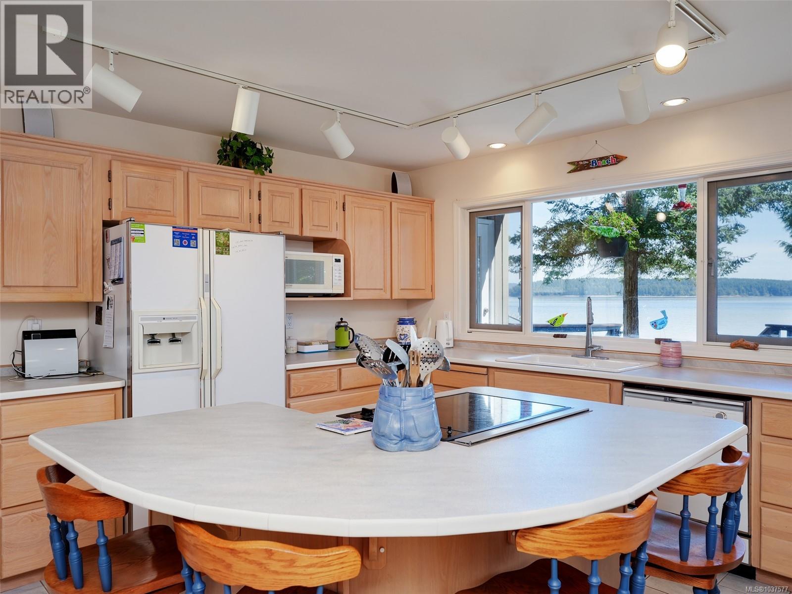 85 Mckenzie Cres, Piers Island, British Columbia  V8L 5Y7 - Photo 8 - 1037577