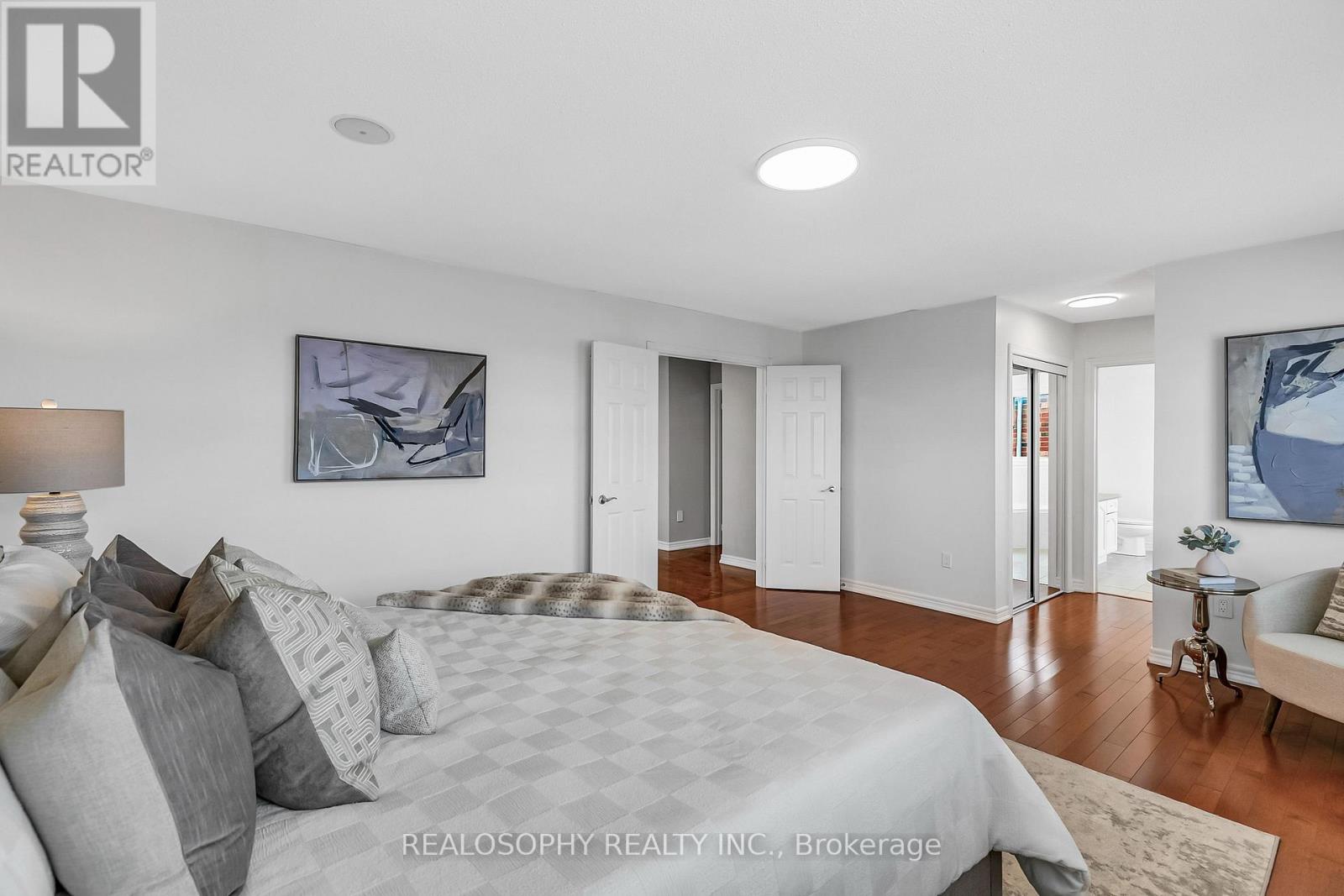 284 Bilbrough Street, Aurora, Ontario  L4G 7X5 - Photo 15 - N13424520