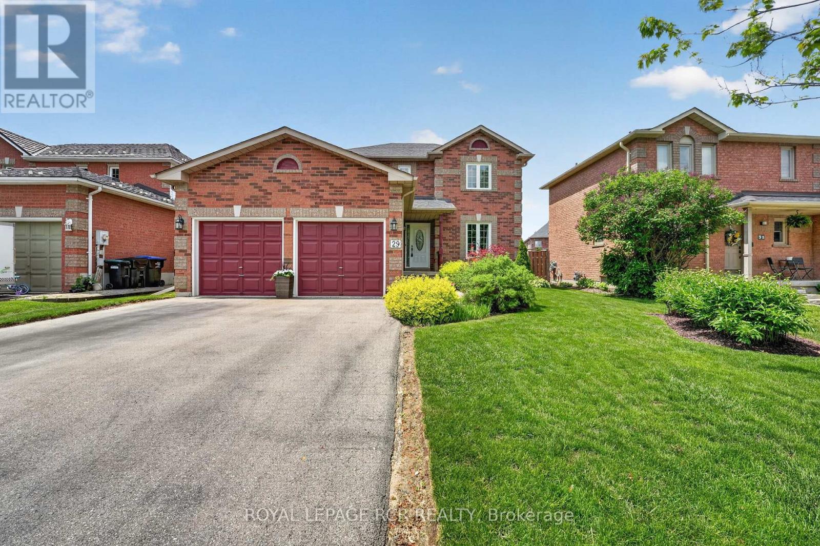 29 Mccullough Avenue, New Tecumseth, Ontario  L0G 1A0 - Photo 3 - N13424550