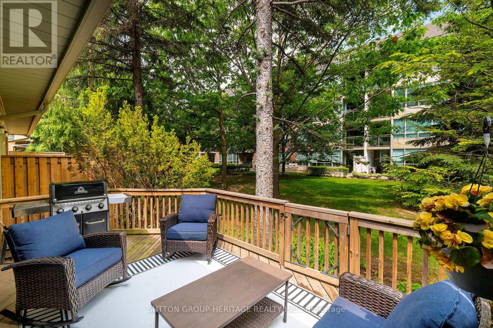 12 Sandpiper Key Way, Markham, Ontario  L6E 1B4 - Photo 35 - N13424614