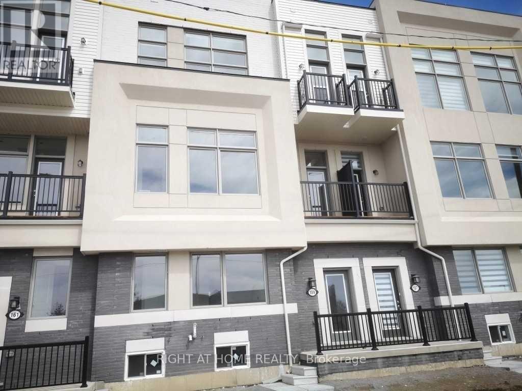 159 Markland Street, Markham, Ontario  L6C 3B5 - Photo 2 - N13424774