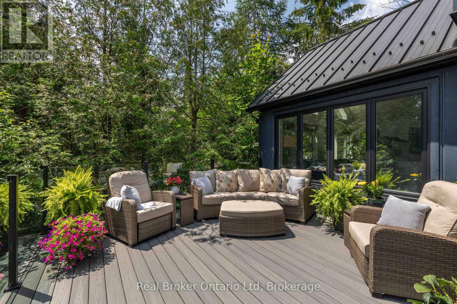 339595 Presqu'ile Road, Georgian Bluffs, Ontario  N0H 1S0 - Photo 35 - X13424074