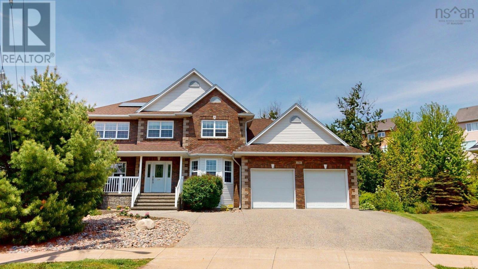 79 Edgewater Close, Dartmouth, Nova Scotia  B2W 6S3 - Photo 1 - 202613778