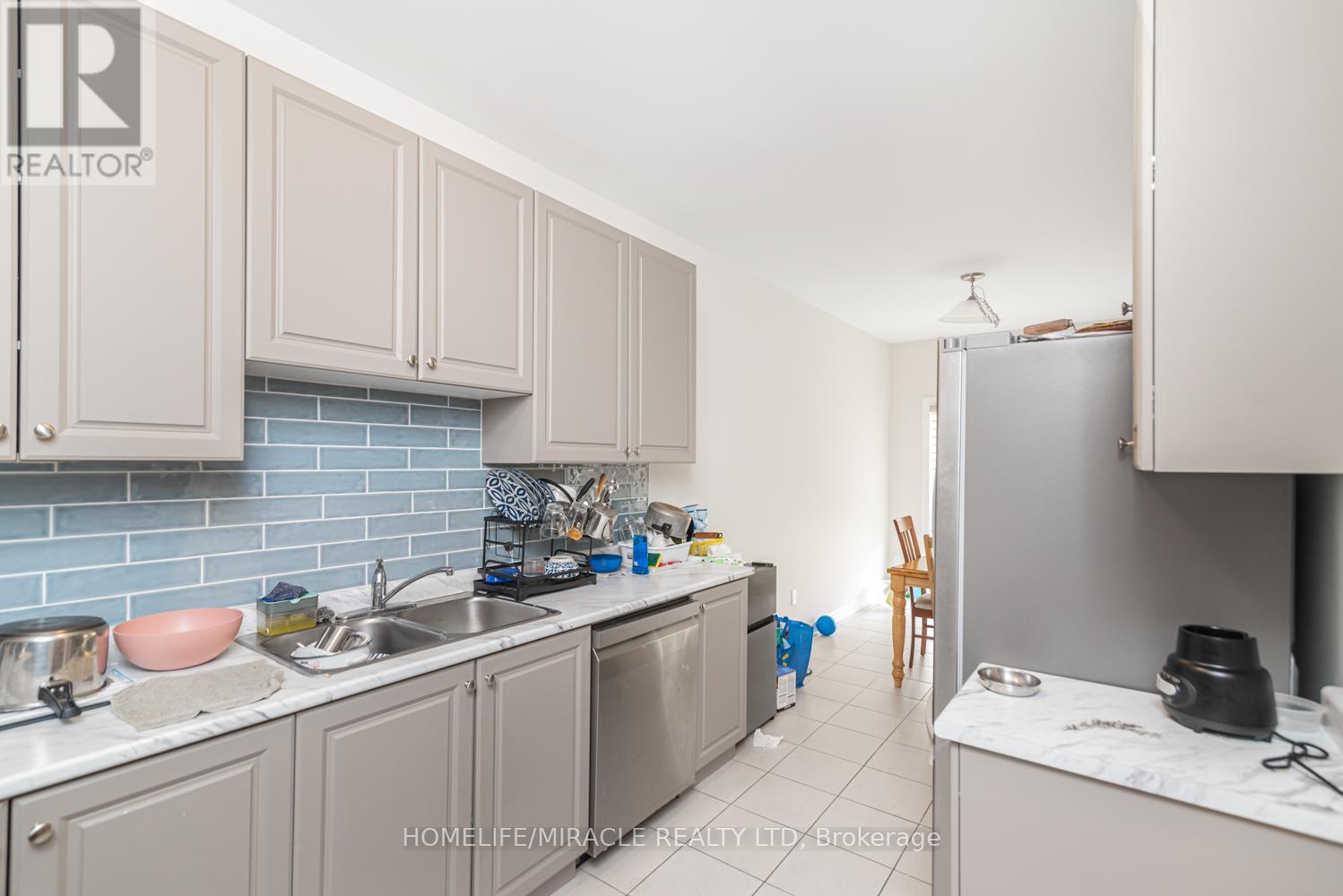 82 Baker Street, Thorold, Ontario  L2V 0N1 - Photo 12 - X13412258