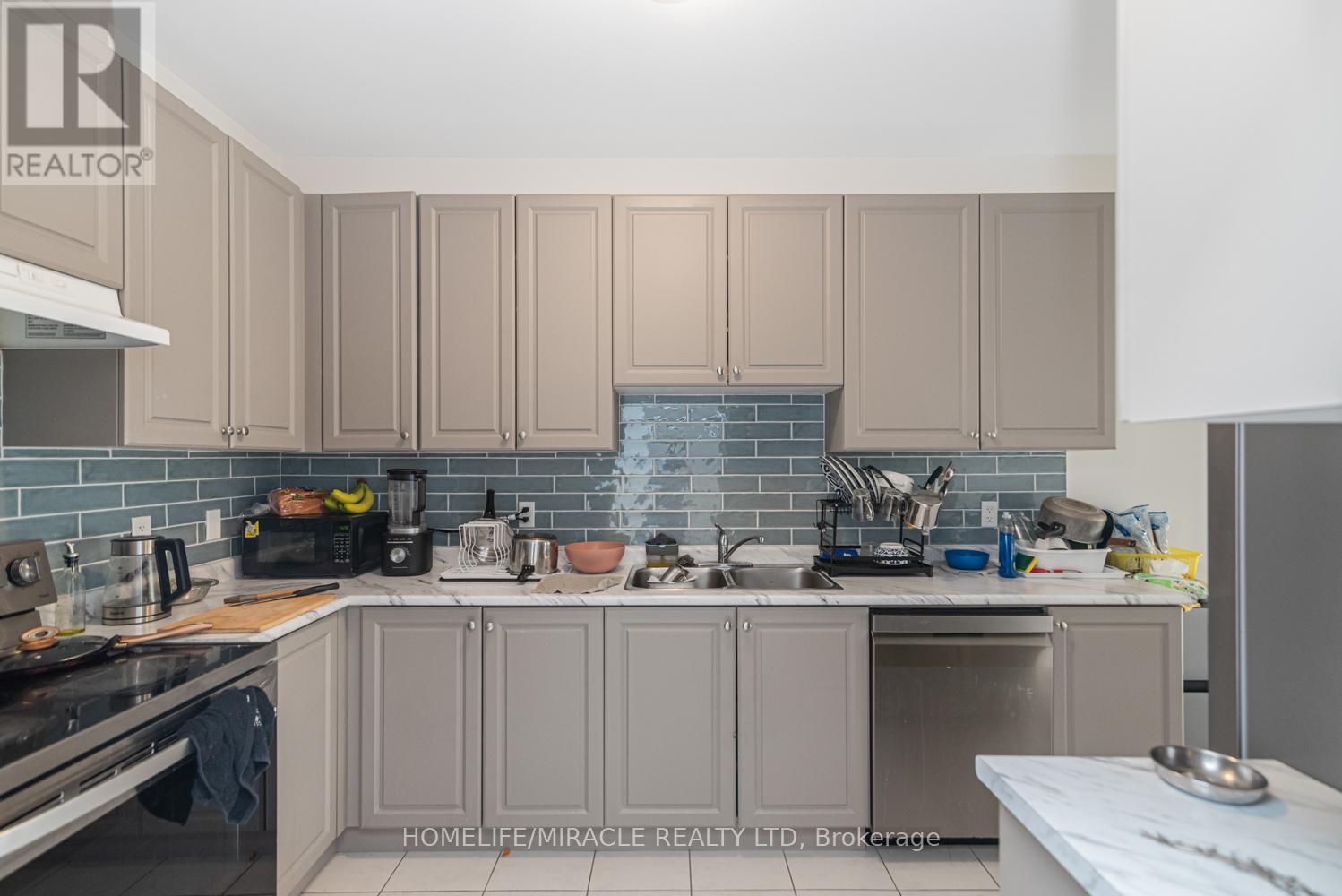 82 Baker Street, Thorold, Ontario  L2V 0N1 - Photo 14 - X13412258