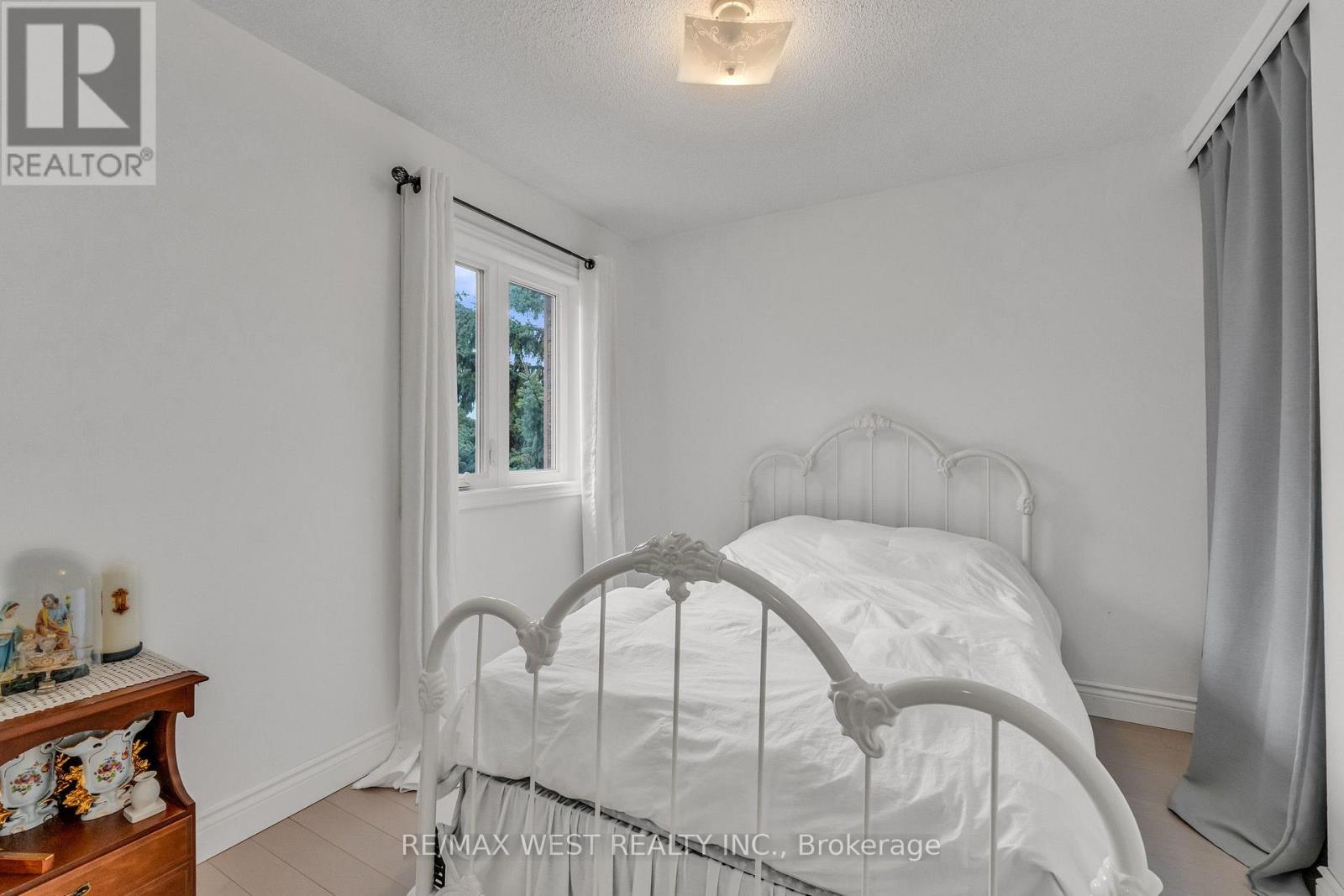5349 Bullrush Drive, Mississauga, Ontario  L5V 1Z2 - Photo 17 - W13424476