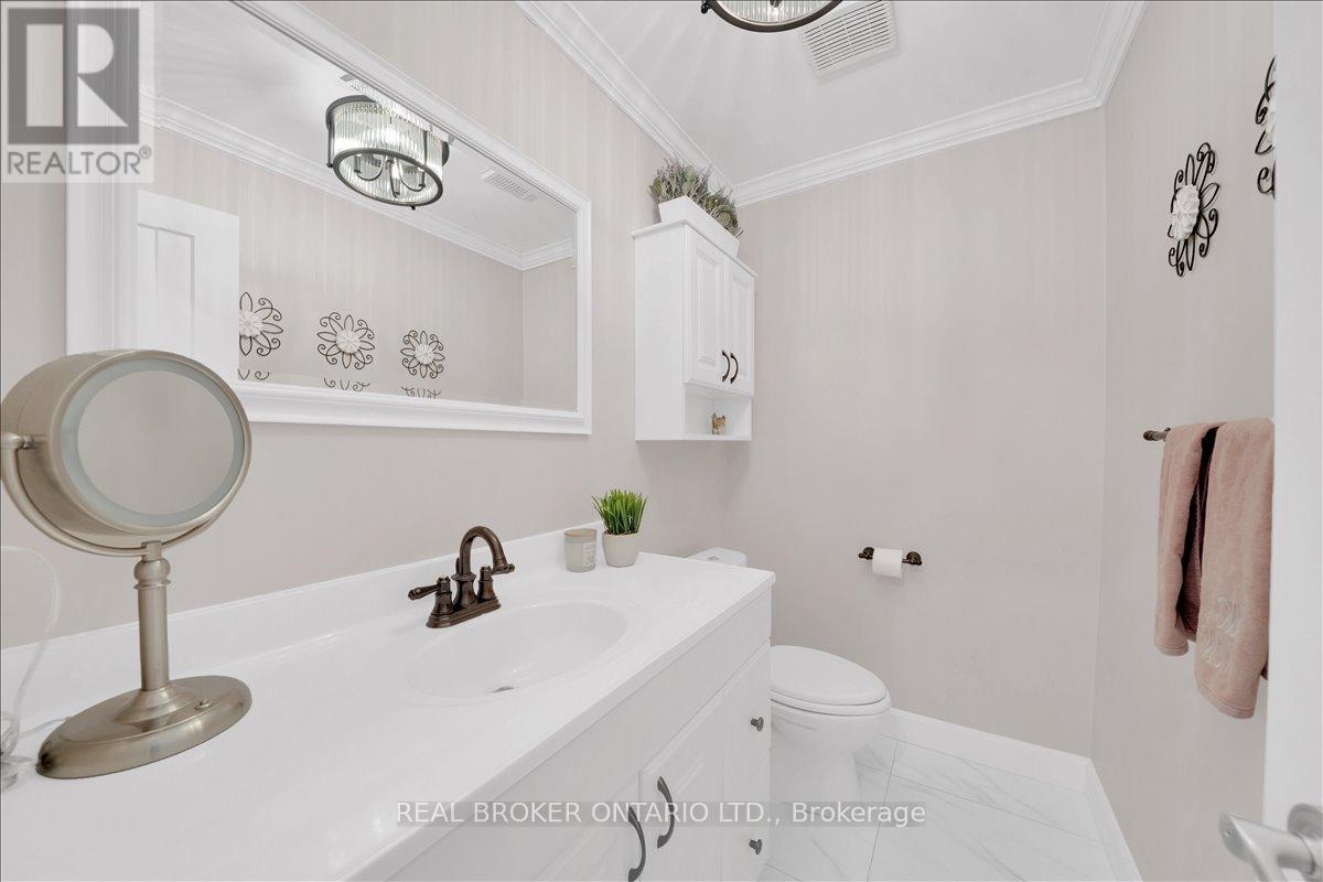 34 Wright Crescent, Caledon, Ontario  L7E 3X9 - Photo 21 - W13424532