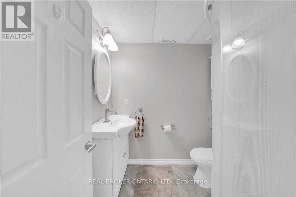 34 Wright Crescent, Caledon, Ontario  L7E 3X9 - Photo 43 - W13424532