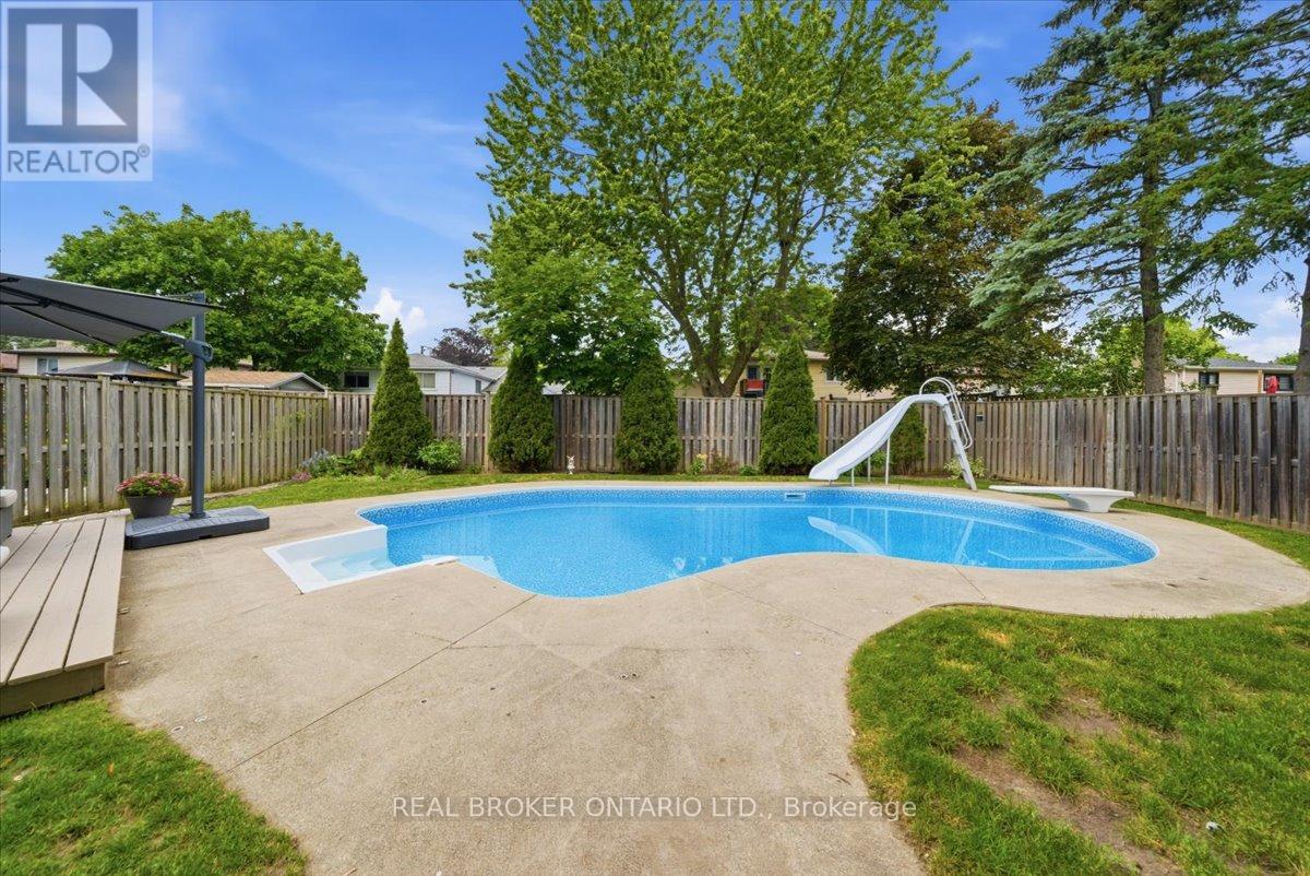 34 Wright Crescent, Caledon, Ontario  L7E 3X9 - Photo 46 - W13424532