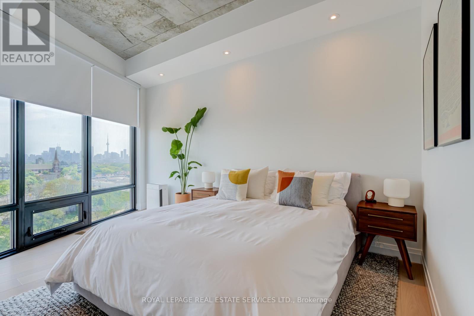 Ph # 09 - 383 Sorauren Avenue, Toronto, Ontario  M6R 1W5 - Photo 24 - W13424534