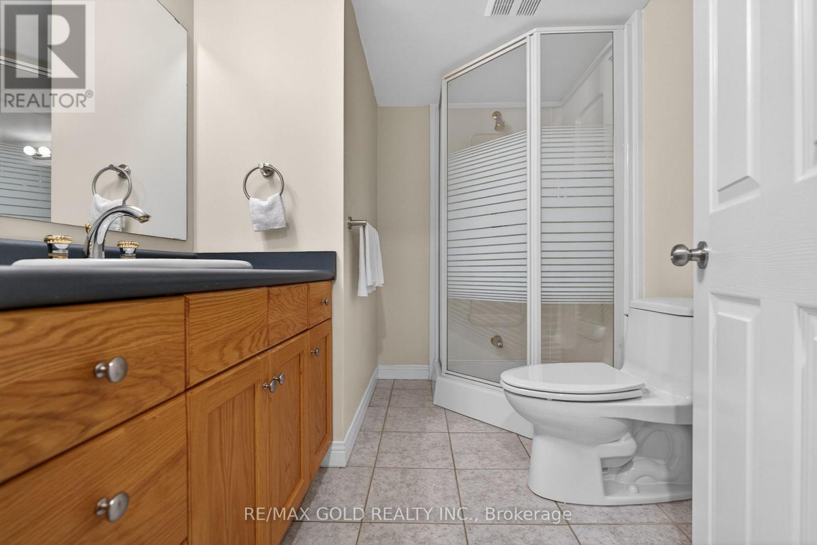 14 Cairnmore Court, Brampton, Ontario  L6Z 1T6 - Photo 37 - W13424582