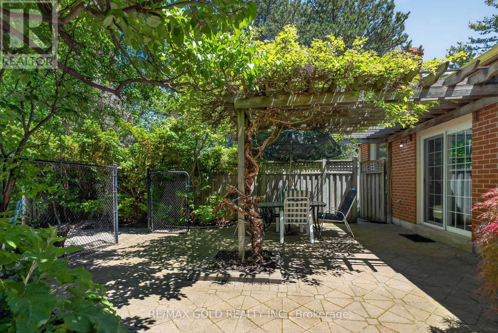 14 Cairnmore Court, Brampton, Ontario  L6Z 1T6 - Photo 42 - W13424582