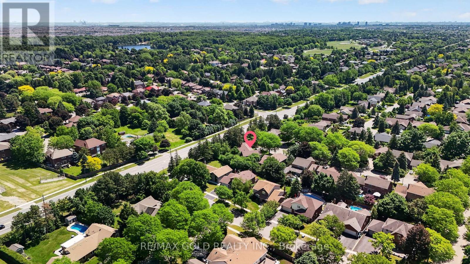 14 Cairnmore Court, Brampton, Ontario  L6Z 1T6 - Photo 49 - W13424582