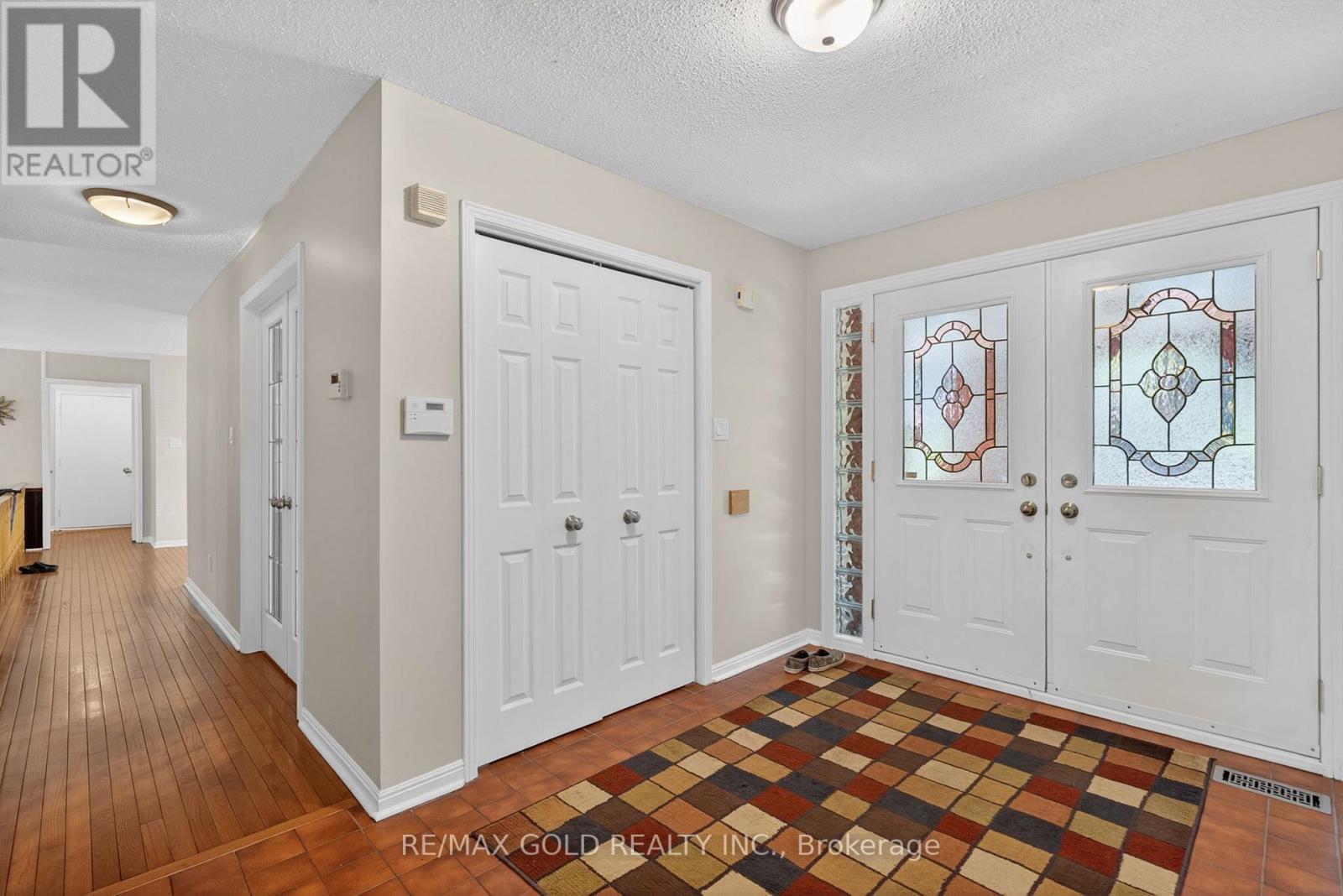 14 Cairnmore Court, Brampton, Ontario  L6Z 1T6 - Photo 8 - W13424582