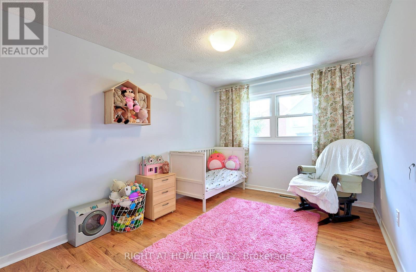 4224 Trapper Crescent, Mississauga, Ontario  L5L 3A9 - Photo 15 - W13424742