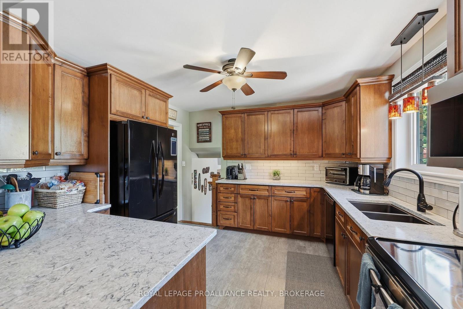 317 Avenue Road, Kingston, Ontario  K7M 1C8 - Photo 31 - X13425004