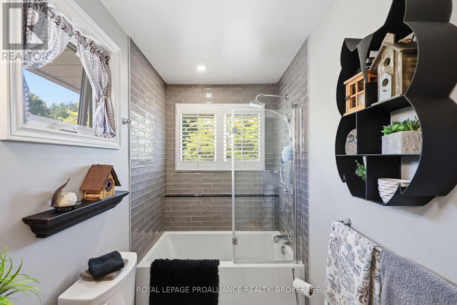 317 Avenue Road, Kingston, Ontario  K7M 1C8 - Photo 47 - X13425004