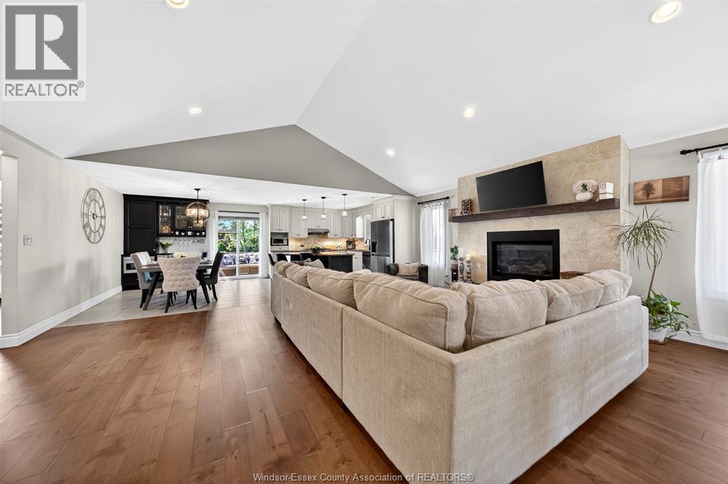 3939 Wildwood Drive, Windsor, Ontario  N8R 2L4 - Photo 8 - 26013670