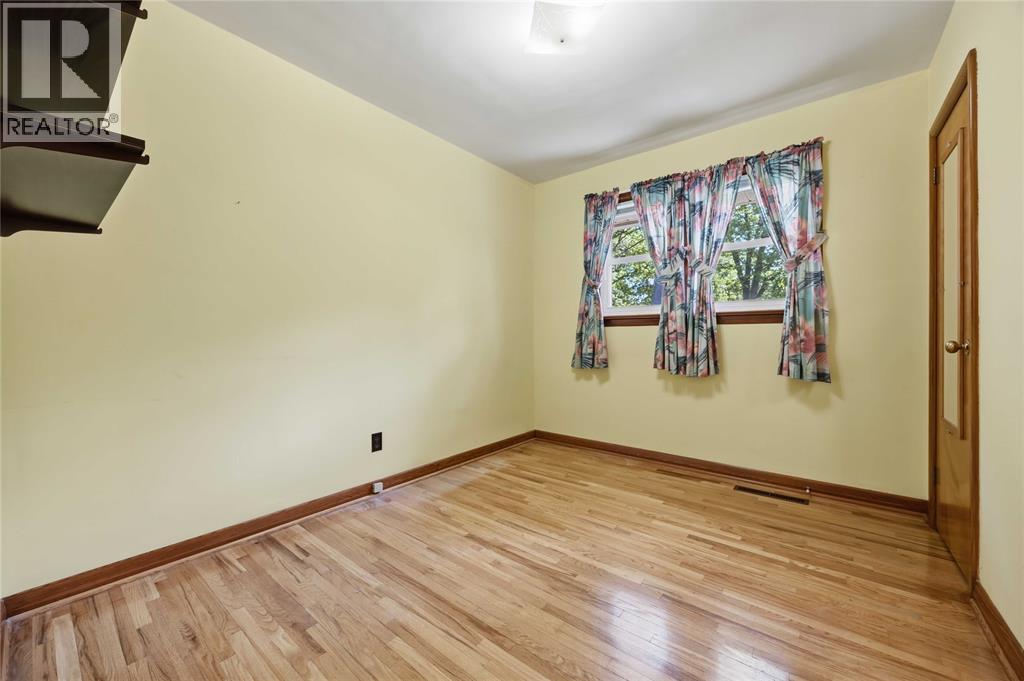 1508 Forest Street, Sarnia photo 15