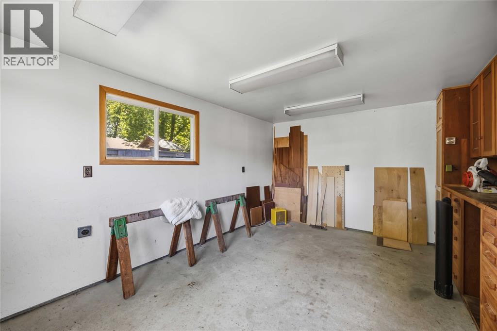 1508 Forest Street, Sarnia photo 32