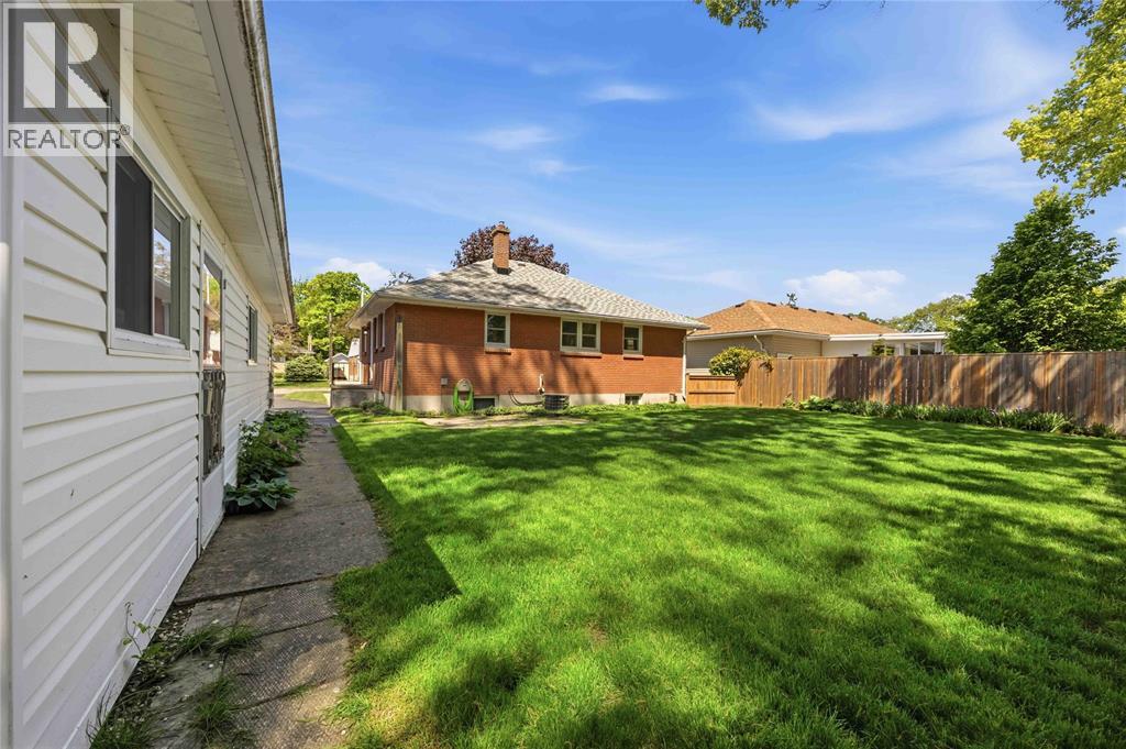 1508 Forest Street, Sarnia photo 36