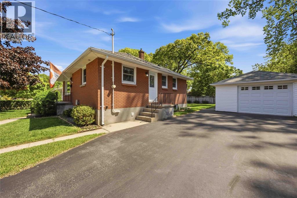 1508 Forest Street, Sarnia photo 34