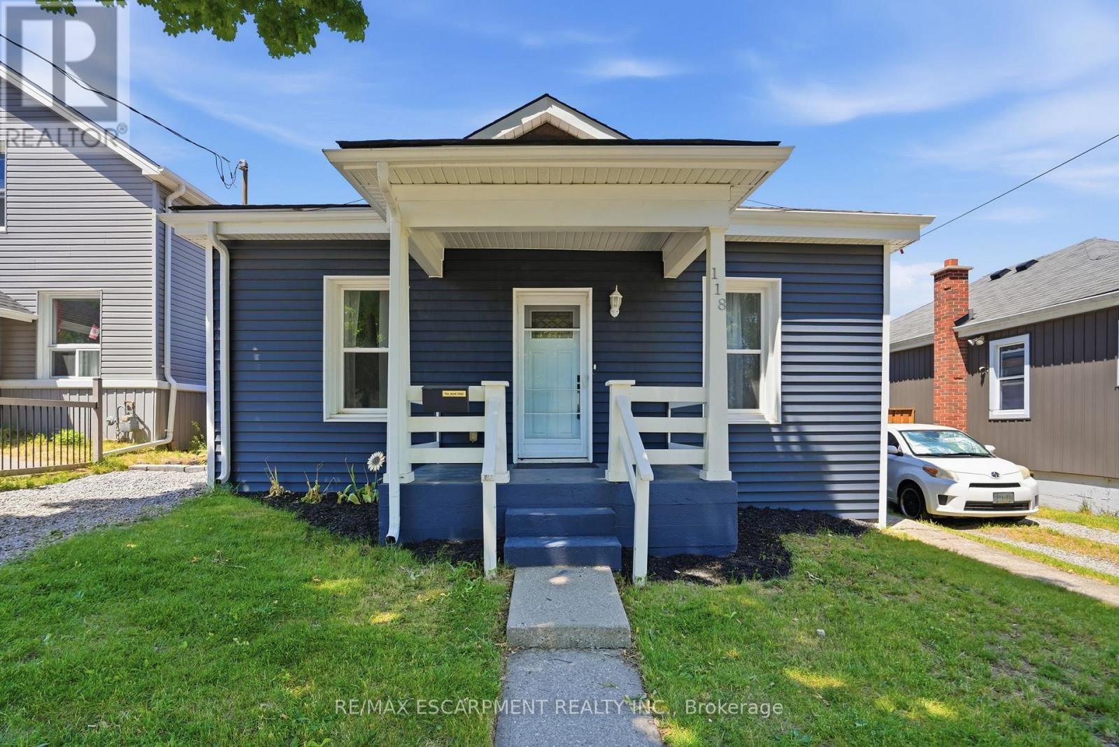 118 VICTORIA STREET, Brantford, Ontario