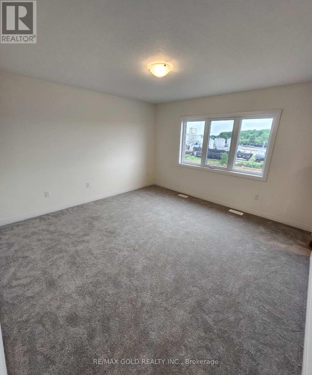 229 Port Crescent, Welland, Ontario  L3B 0N3 - Photo 8 - X13424660