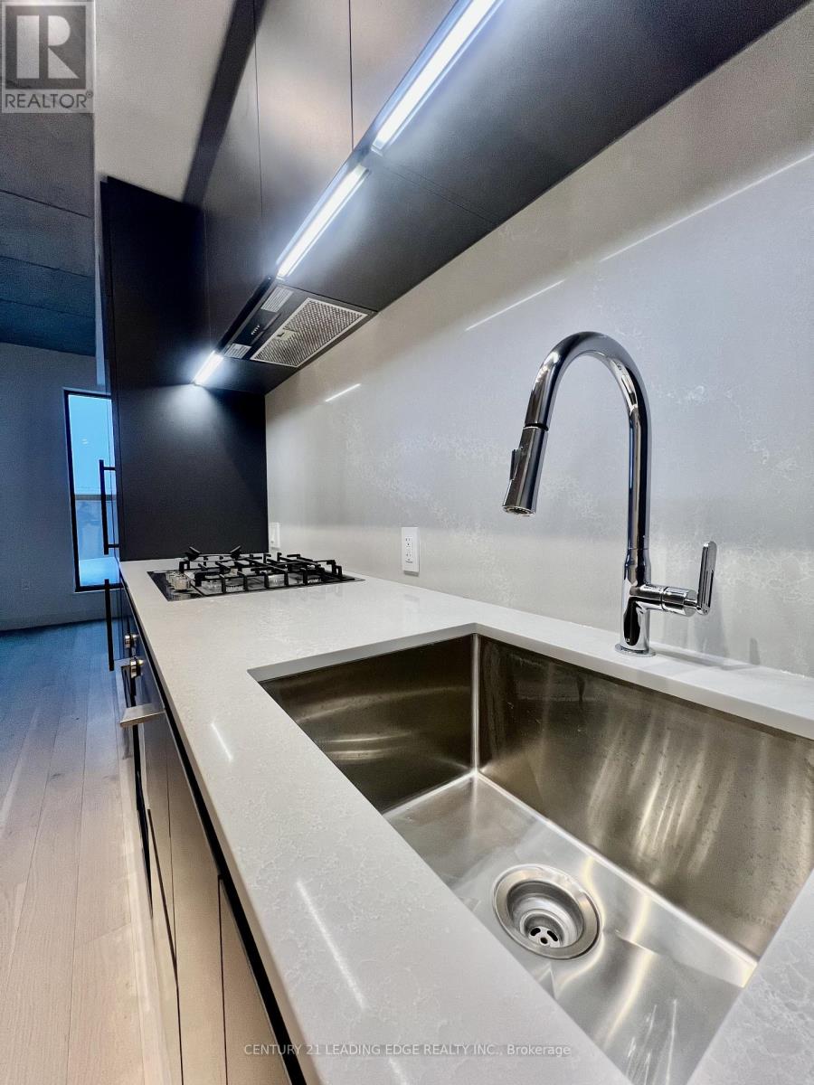 527 (Room) - 1720 Bayview Avenue, Toronto, Ontario  M4G 3C4 - Photo 6 - C13424564