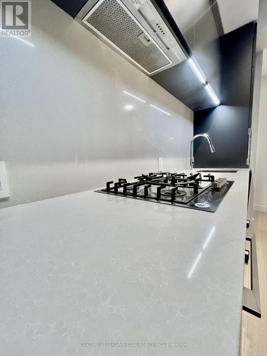 527 (Room) - 1720 Bayview Avenue, Toronto, Ontario  M4G 3C4 - Photo 7 - C13424564