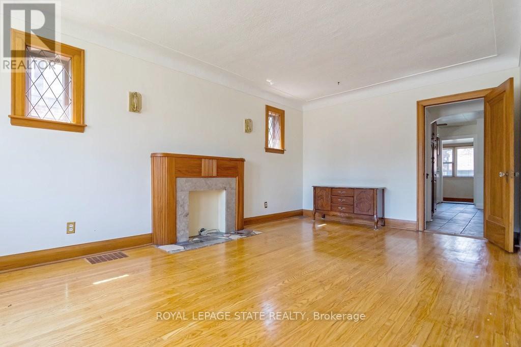 157 Longwood Road N, Hamilton, Ontario  L8S 3V8 - Photo 5 - X13051512
