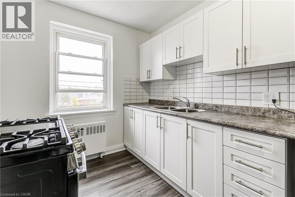 385 Concession Street Unit# 6, Hamilton, Ontario  L9A 1B8 - Photo 3 - 40838266