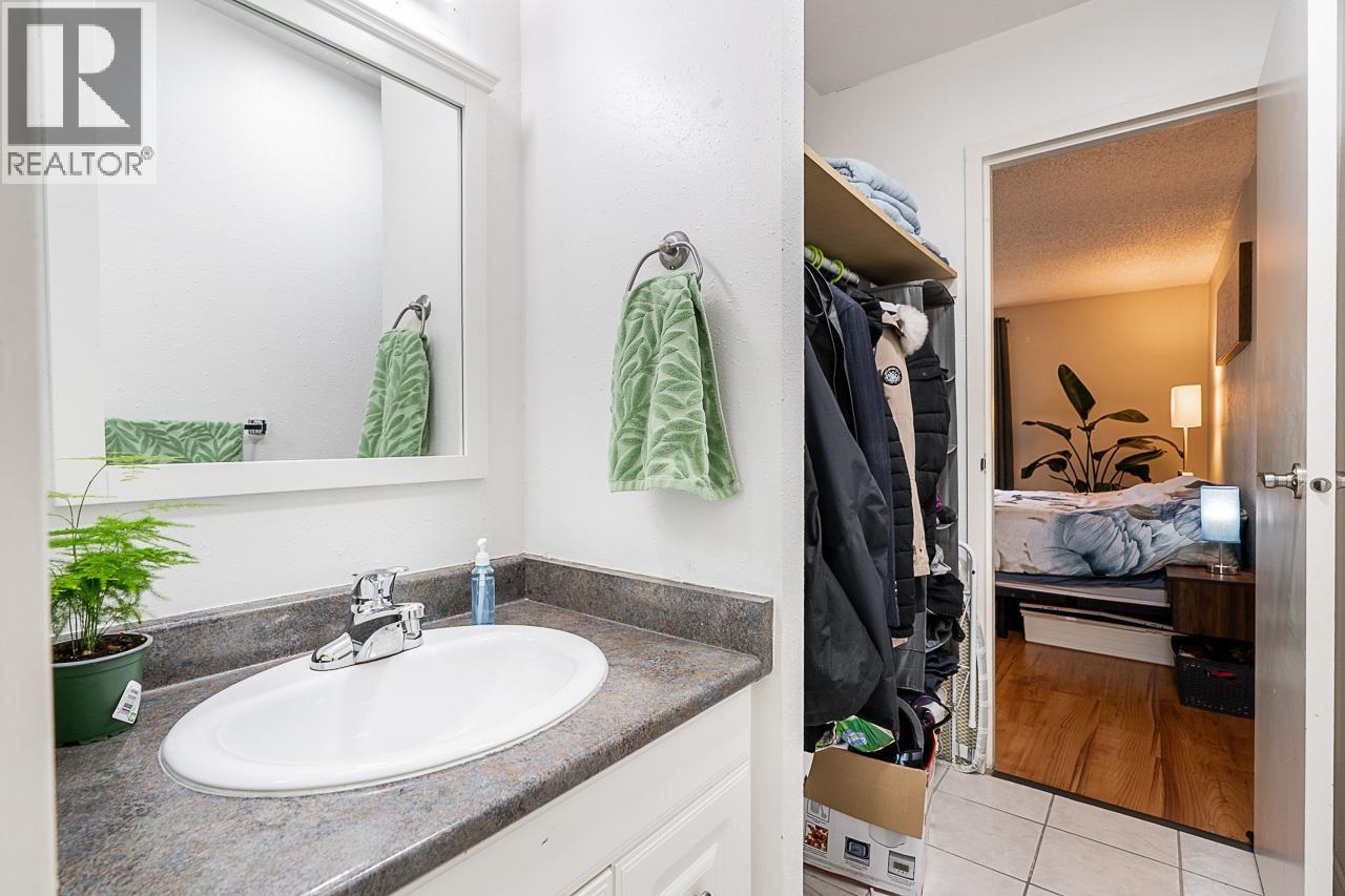 222 3411 Springfield Drive, Richmond, British Columbia  V7E 1Z1 - Photo 20 - R3134457