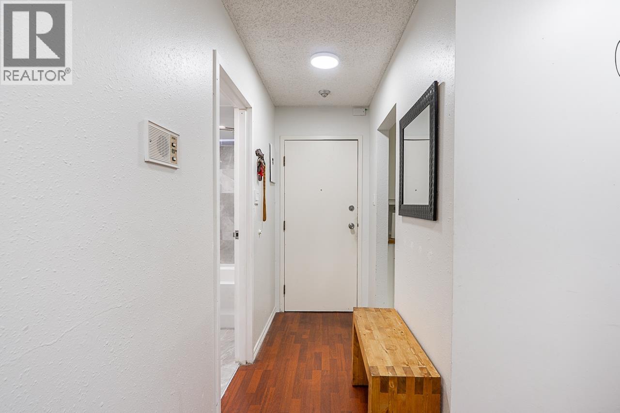 222 3411 Springfield Drive, Richmond, British Columbia  V7E 1Z1 - Photo 23 - R3134457