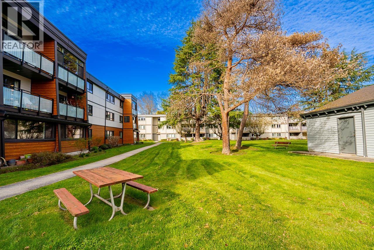 222 3411 Springfield Drive, Richmond, British Columbia  V7E 1Z1 - Photo 26 - R3134457