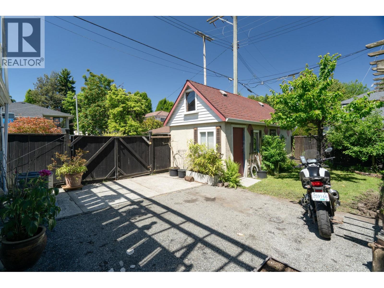 219 E 38th Avenue, Vancouver, British Columbia  V5W 1H3 - Photo 33 - R3134464