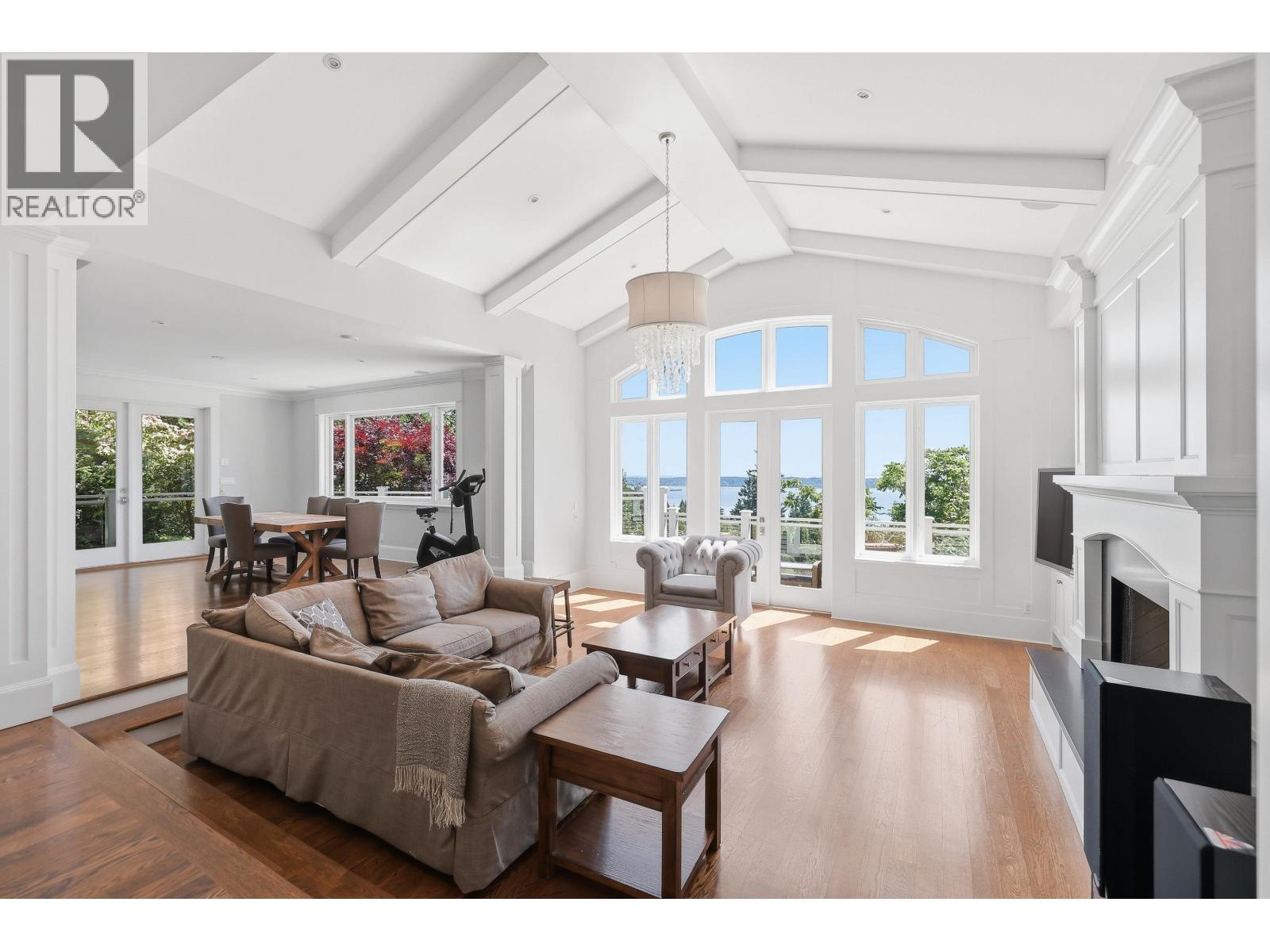 4659 WOODGREEN DRIVE