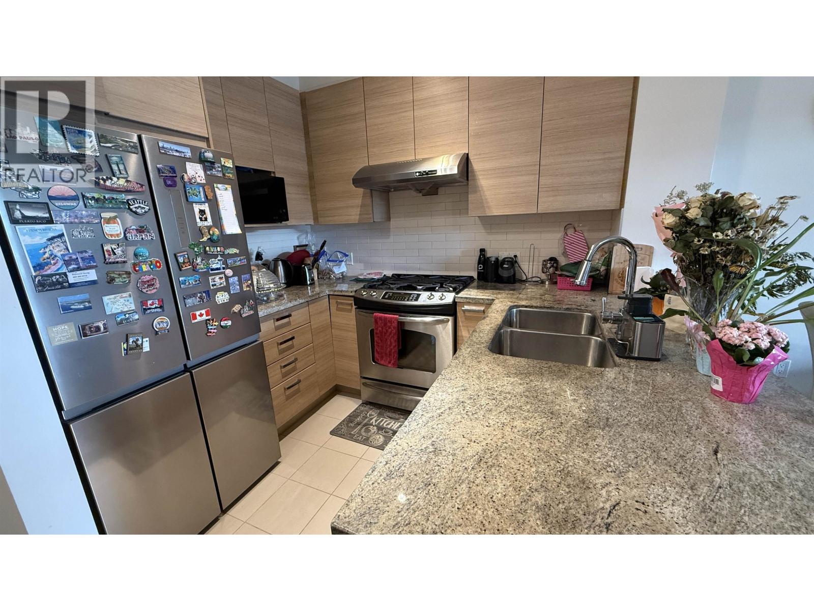 3xx 9399 Odlin Road, Richmond, British Columbia  V6X 0J6 - Photo 2 - R3134460