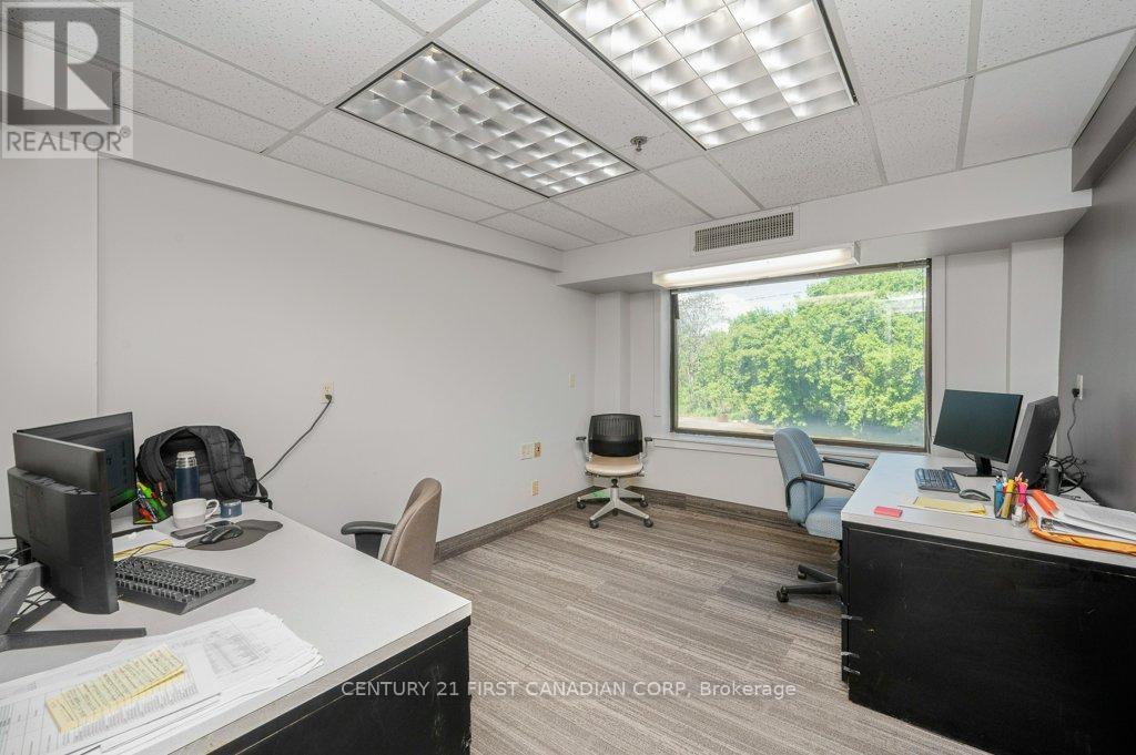 Unit D - 400 Wellington Street N, Hamilton, Ontario  L8L 5B1 - Photo 12 - X13424372