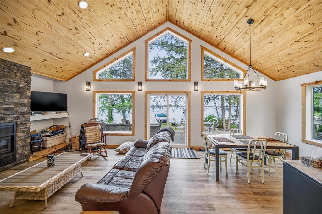 7 Block 1 Road, Whiteshell Provincial Pk, Manitoba R0E 1R0 - Photo 6 - 202613381