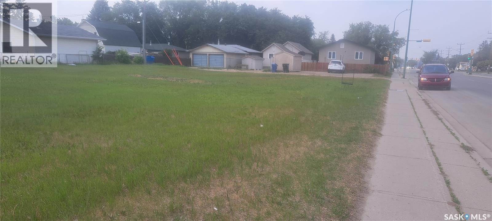 2441 6th Avenue E, Prince Albert, Saskatchewan  S6V 7P6 - Photo 5 - SK038916
