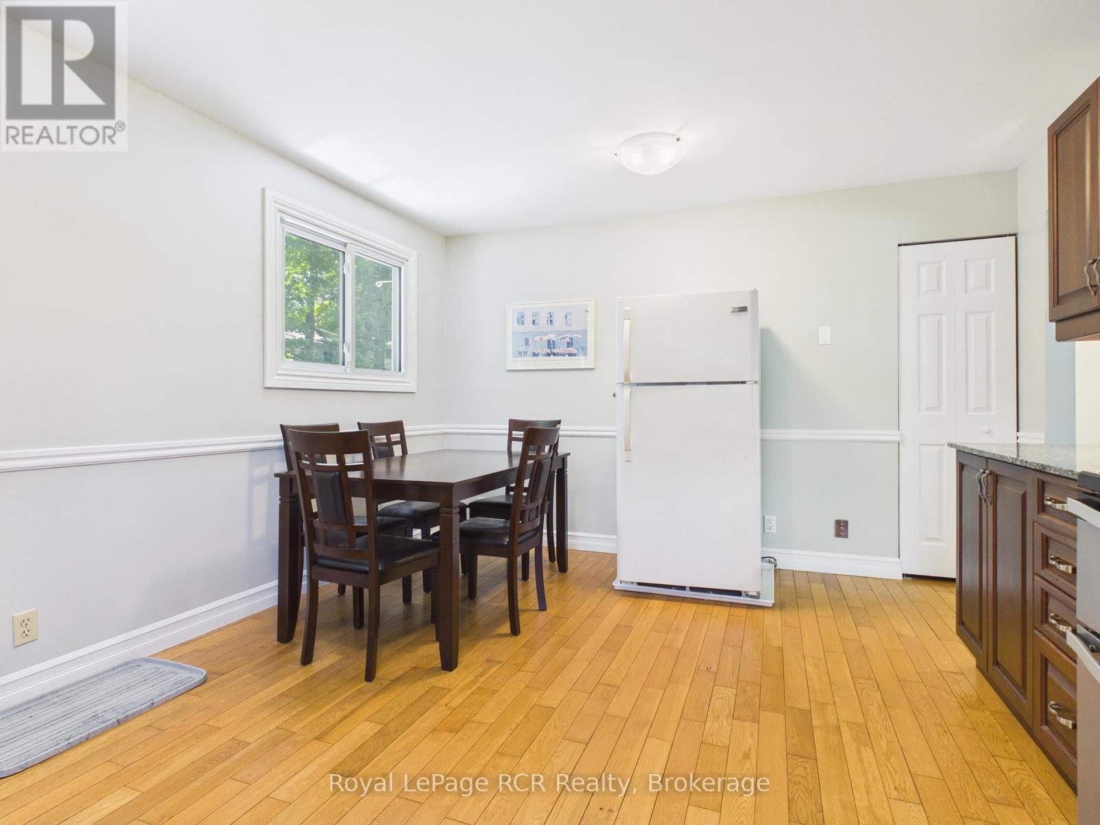 383 Wellington Street, Saugeen Shores, Ontario N0H 2C4 - Photo 17 - X13047634