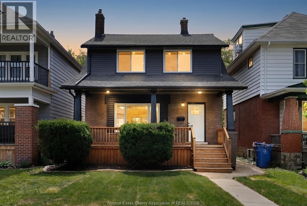 859 MOY AVENUE, Windsor, Ontario