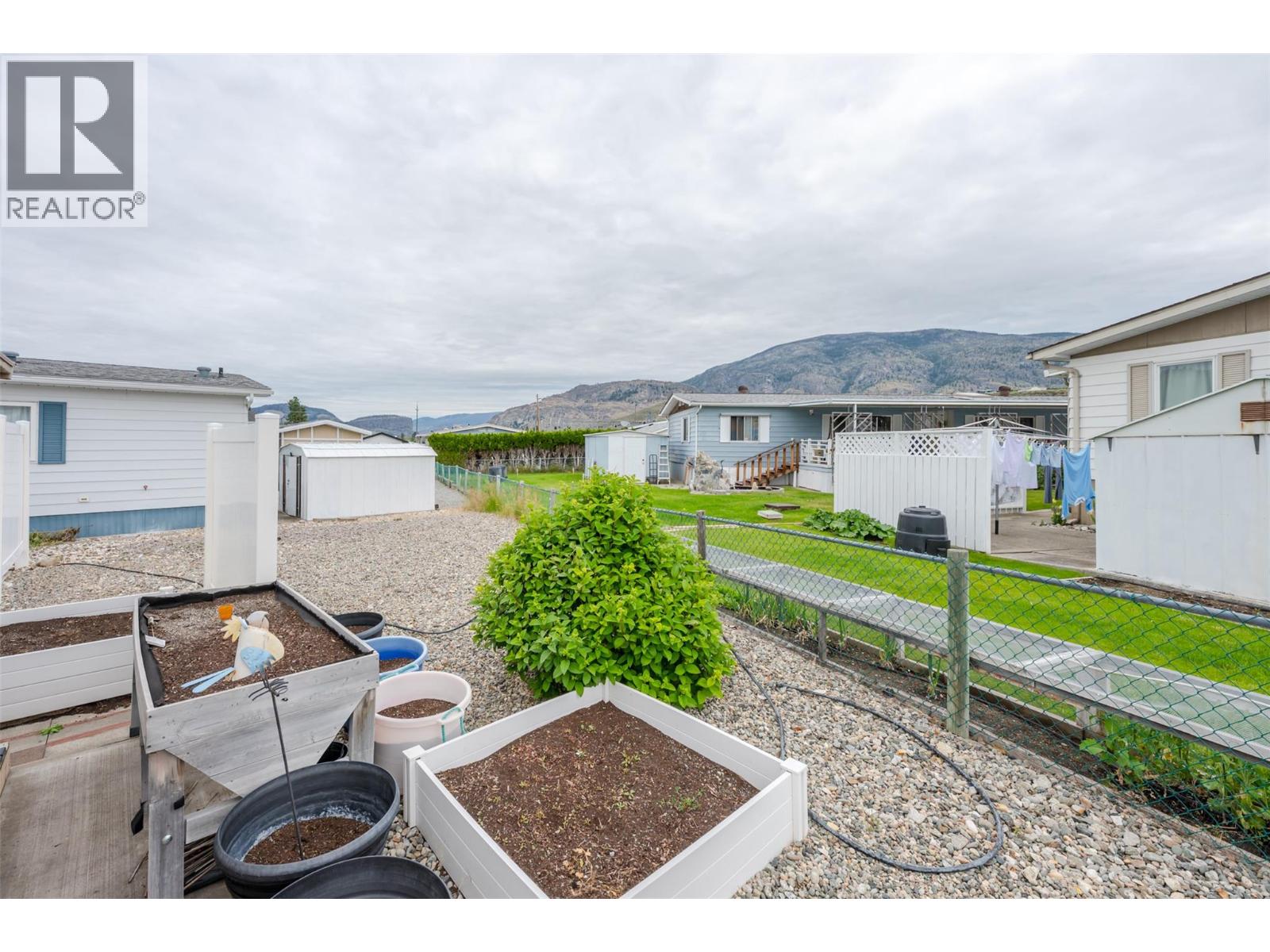 6601 Tucelnuit Drive Unit# 10, Oliver, British Columbia  V0H 1T3 - Photo 9 - 10390701