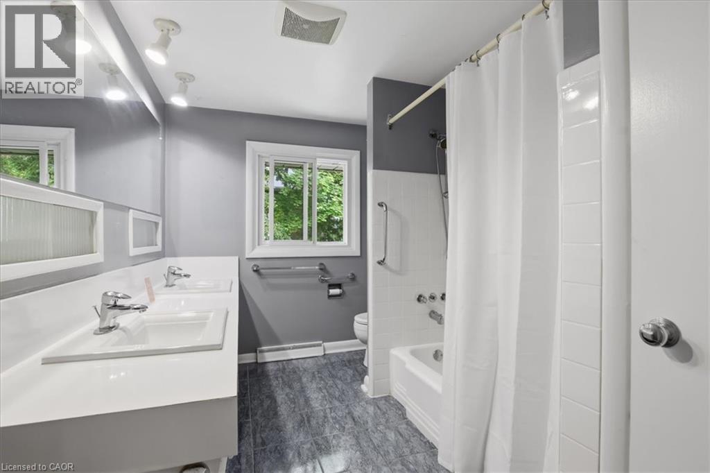 627 Westmount Road W, Kitchener, Ontario  N2M 1R7 - Photo 16 - 40838438