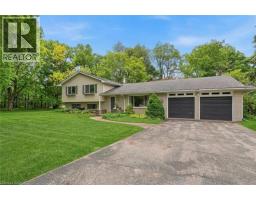 627 WESTMOUNT Road W, Kitchener, Ontario