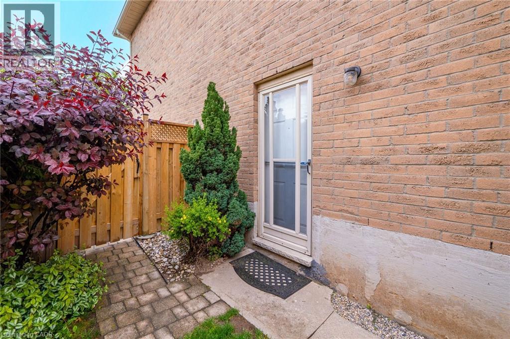 43 Puritan Court, Stoney Creek, Ontario  L8E 4K9 - Photo 37 - 40838088