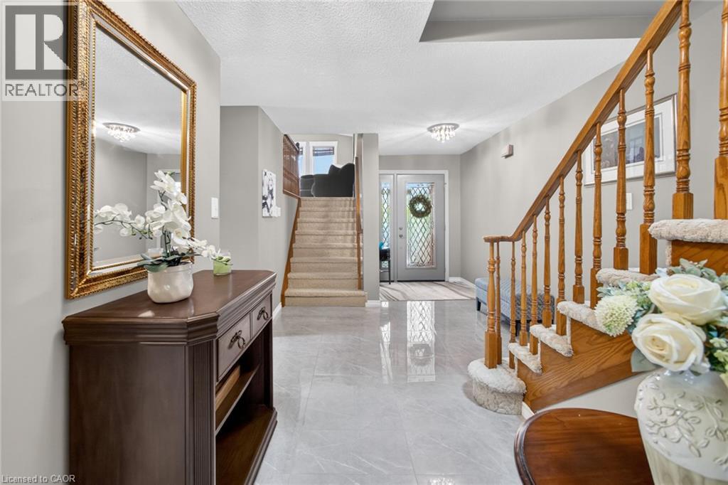 43 Puritan Court, Stoney Creek, Ontario  L8E 4K9 - Photo 6 - 40838088