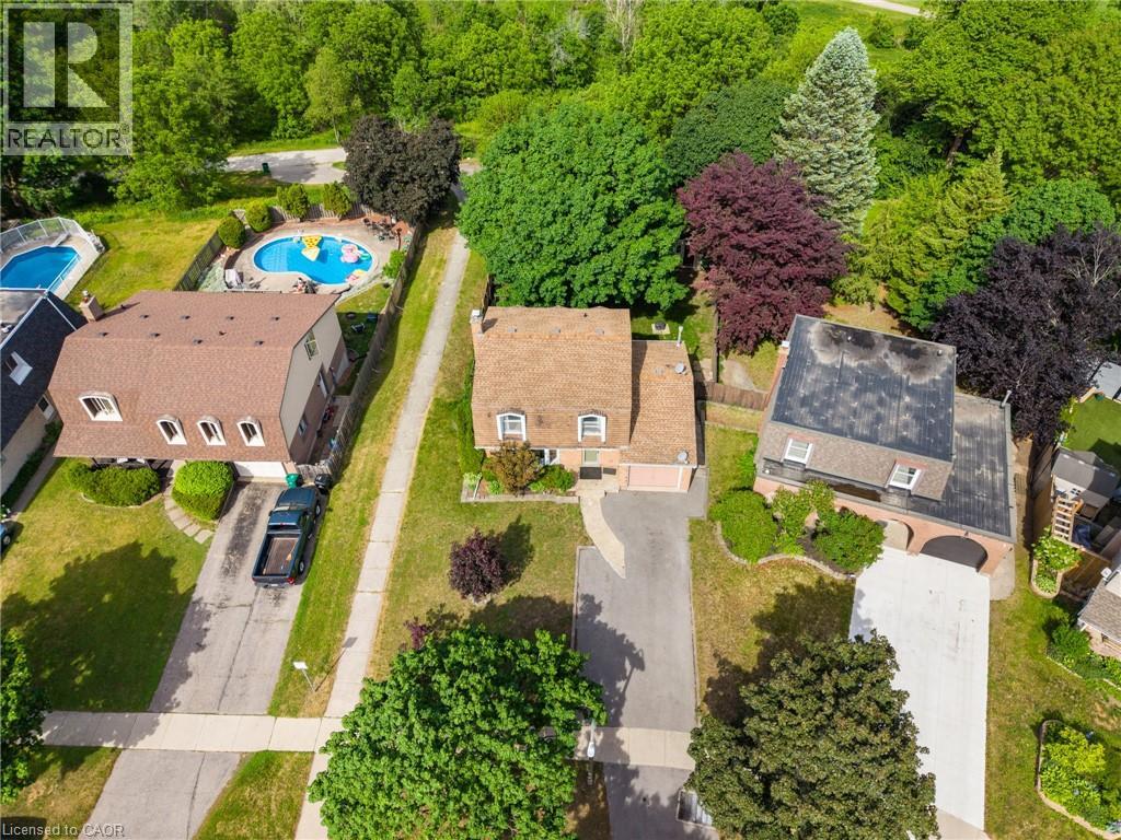 24 Roseneath Crescent, Kitchener, Ontario  N2E 1V9 - Photo 35 - 40837737